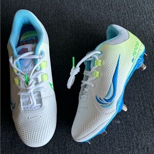 Nike Hyperdiamond 4 Pro White/Blue Women’s Softball Cleats Size 8.5